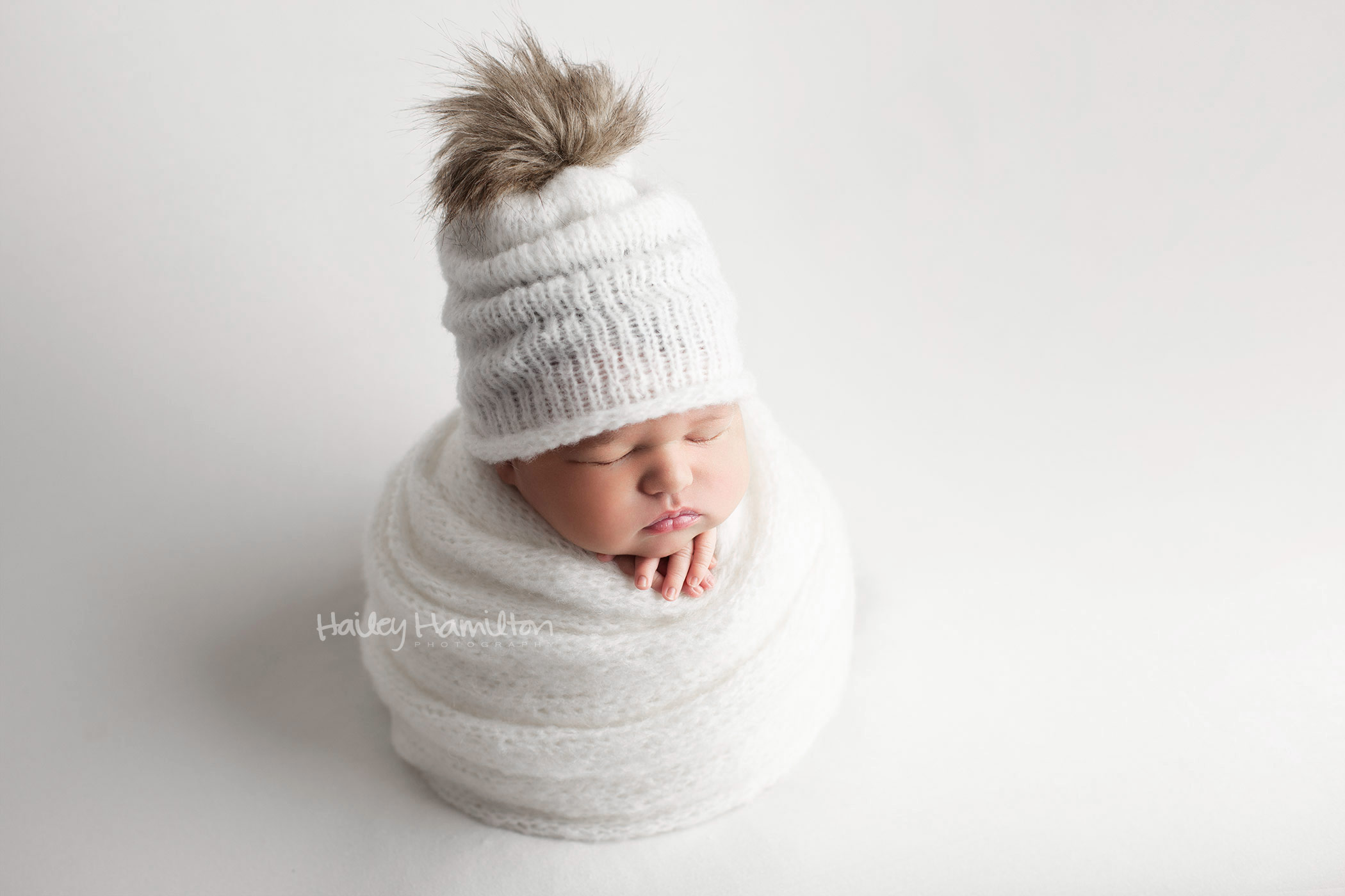 Newborn-photos-Calgary-newborn-photography-baby-photographer