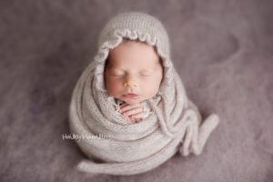 newborn-photographer-Calgary-baby-photography-new-born-pictures.jpg