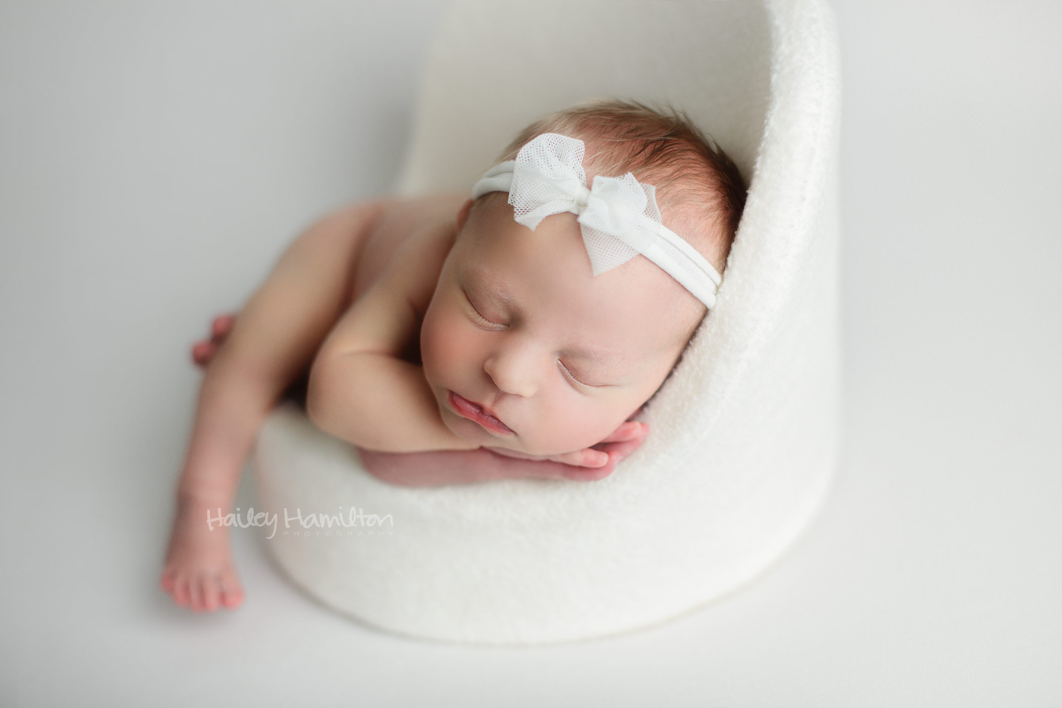 newborn-photography-Calgary-baby-photographer-new-born-pictures